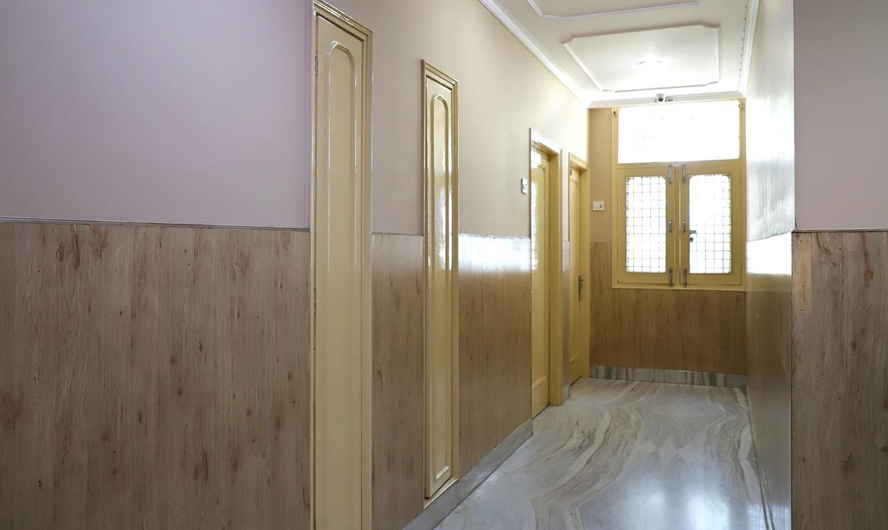 Oyo 22075 Hotel Bali Palace Катра Екстериор снимка