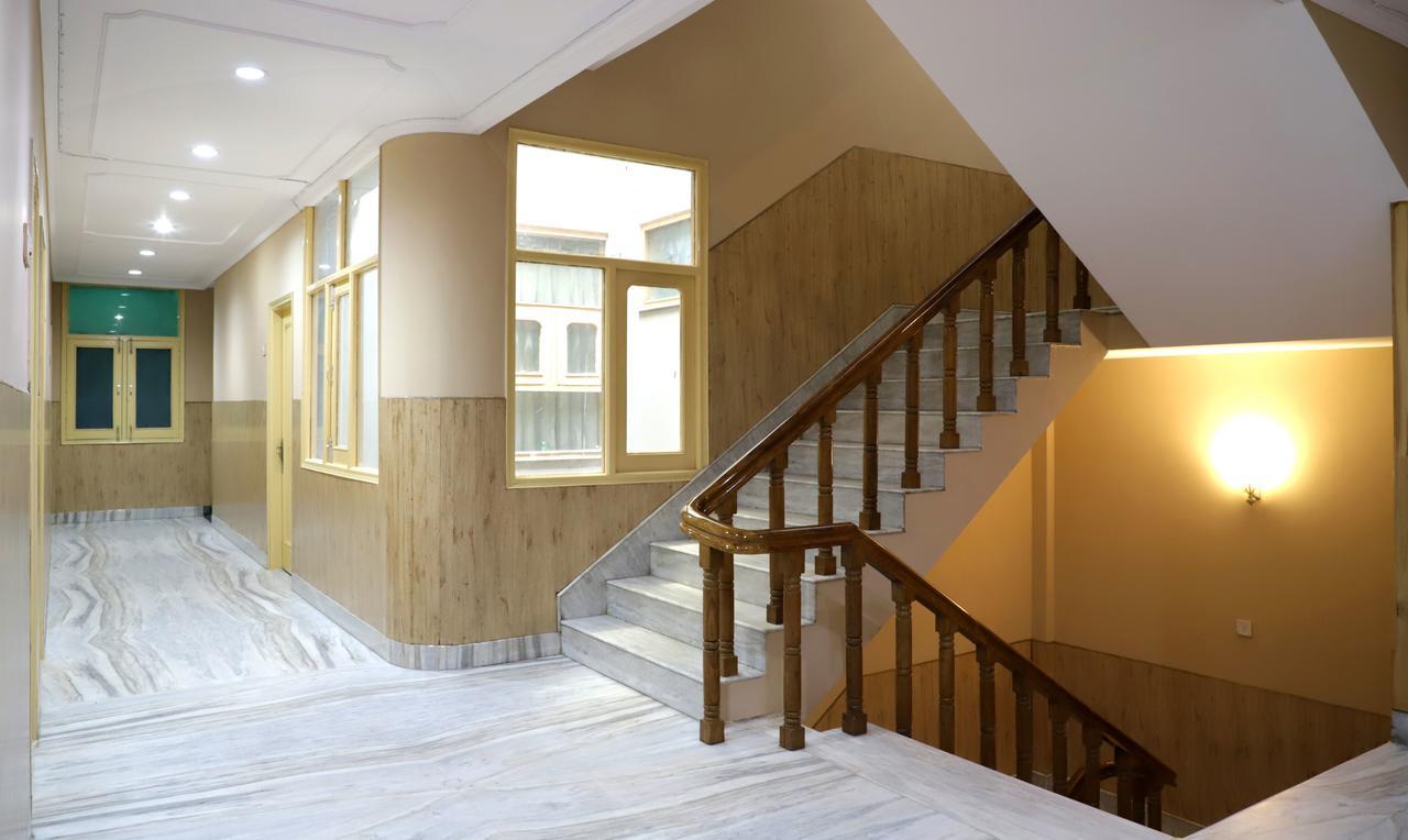 Oyo 22075 Hotel Bali Palace Катра Екстериор снимка