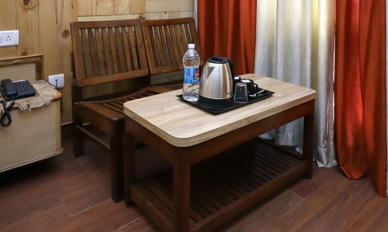 Oyo 22075 Hotel Bali Palace Катра Екстериор снимка